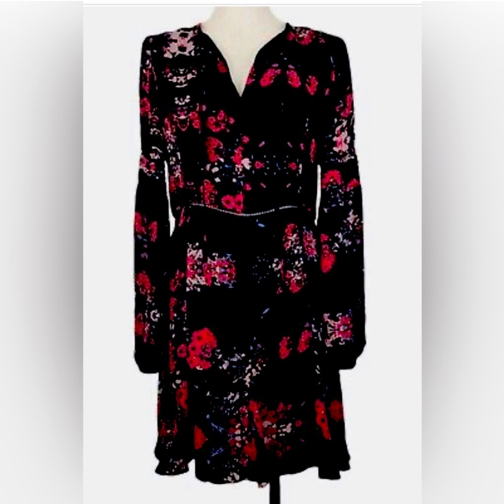 Dress, all occasions, flirty,, size M, Devlin, red, black, floral
